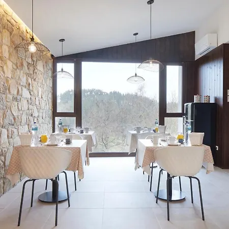 Landsted Akei - Basque