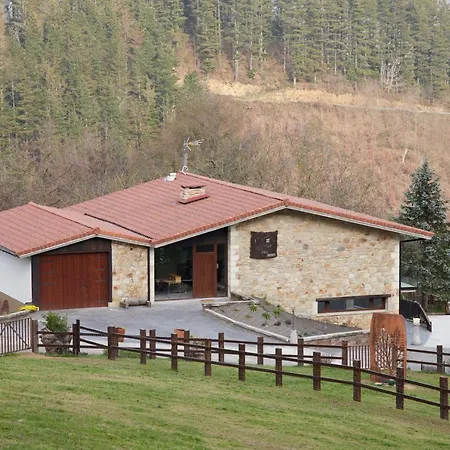 Akei - Basque *